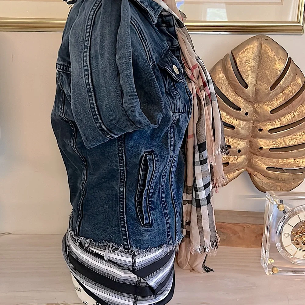 Trendy BlankNYC jean jackets in deep dark blue denim